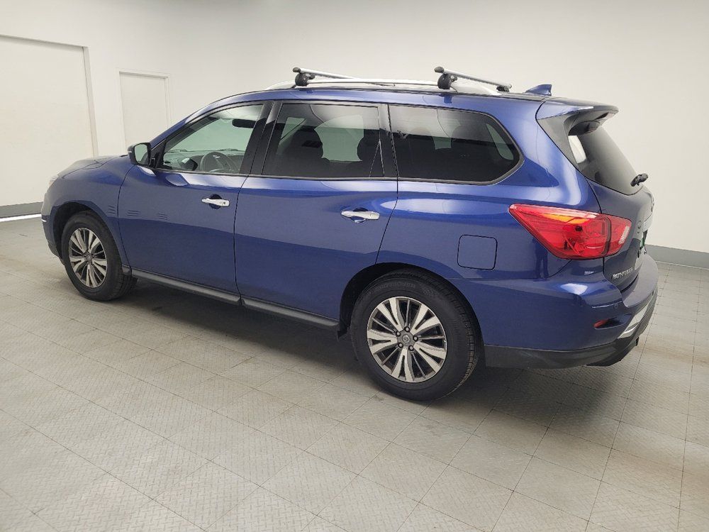 Used 2020 Nissan Pathfinder SV FWD image 3