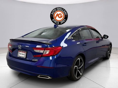 Used 2020 Honda Accord Sport image 3