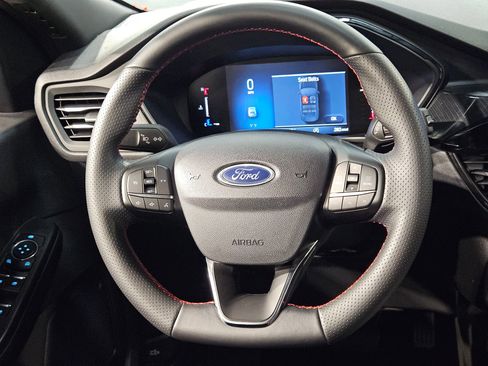 Used 2025 Ford Escape ST-Line AWD/4WD image 26