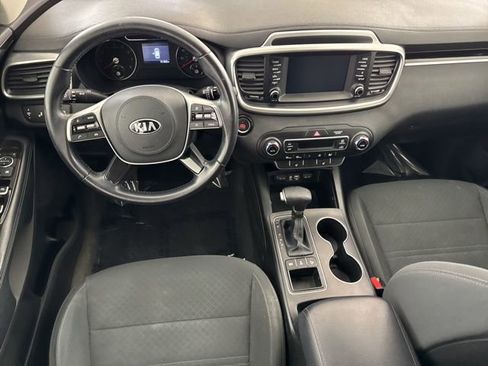Used 2020 Kia Sorento S image 24