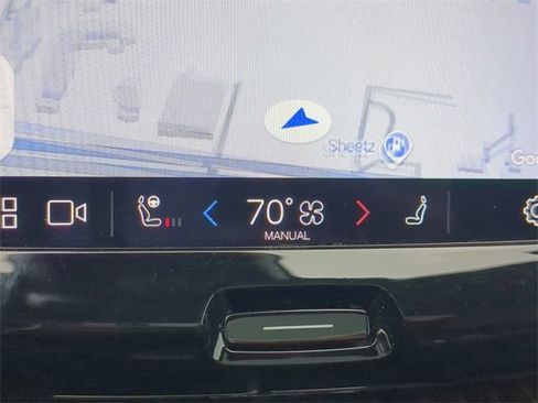 Used 2022 Volvo XC60 B5 Momentum w/ Advanced Package image 22