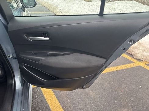 Used 2021 Toyota Corolla LE w/ Carpet Mat Package (TMS) image 16