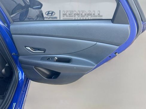 Used 2023 Hyundai Elantra Limited FWD image 27