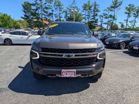 Used 2021 Chevrolet Tahoe Z71 w/ Z71 Signature Package AWD/4WD image 8
