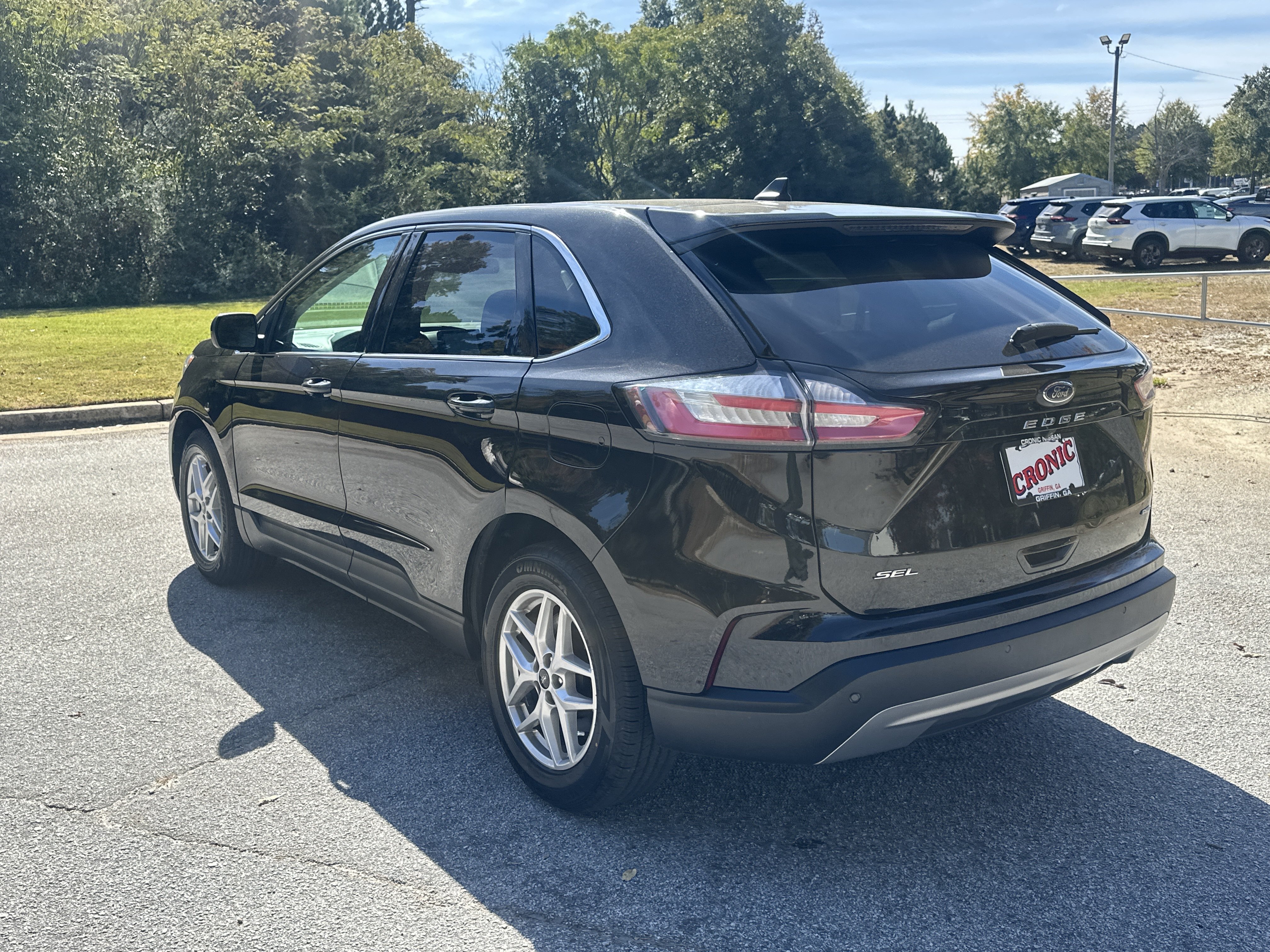 Used 2024 Ford Edge SEL AWD/4WD image 7