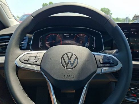 New 2026 Volkswagen Jetta SEL FWD image 10