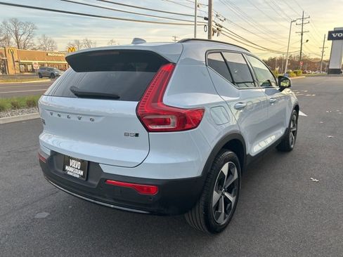 Certified 2025 Volvo XC40 B5 Plus image 5