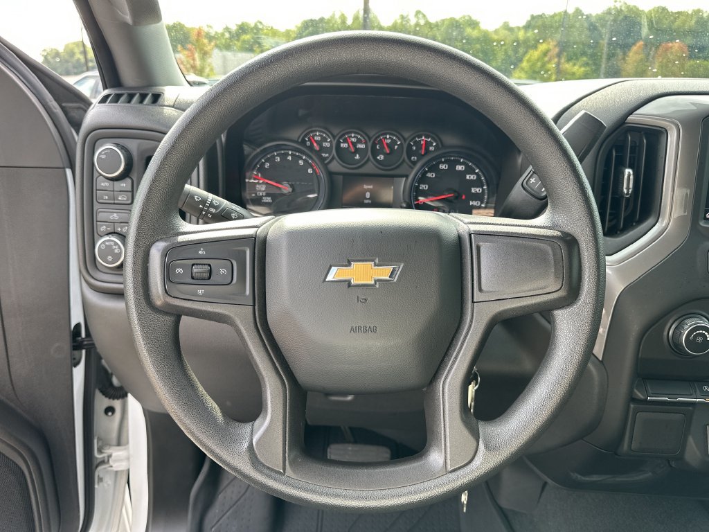 Used 2021 Chevrolet Silverado 1500 Custom AWD/4WD image 12