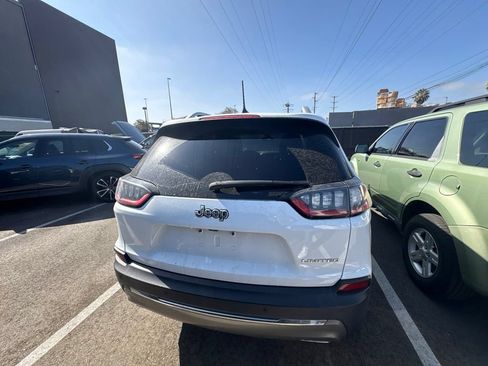 Used 2019 Jeep Cherokee Limited AWD/4WD image 8