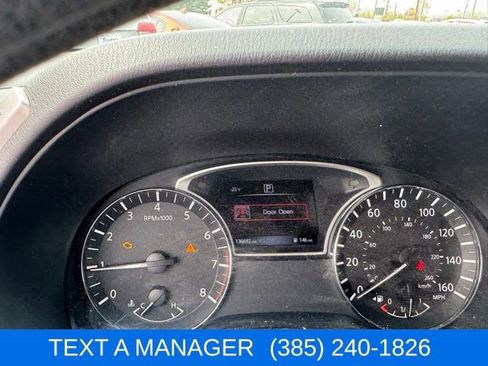 Used 2016 Nissan Pathfinder S image 15