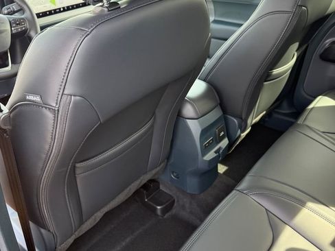 New 2026 Ford Maverick Lariat w/ Black Appearance Package image 18