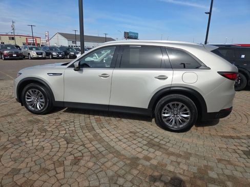 Used 2025 MAZDA CX-90 Plug-In Hybrid w/ Preferred AWD/4WD image 8
