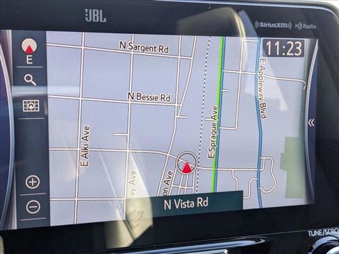 Used 2021 Toyota Highlander Limited image 16