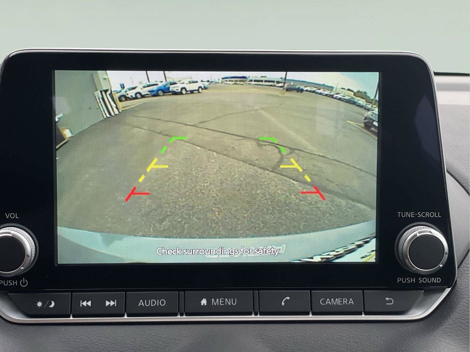Used 2024 Nissan Sentra SV w/ All-Weather Package FWD image 32