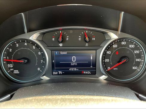 Used 2024 Chevrolet Equinox LS w/ LS Convenience Package FWD image 17