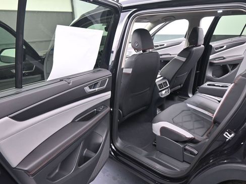 New 2026 Volkswagen Atlas Peak Edition AWD/4WD image 39