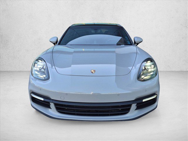 Used 2018 Porsche Panamera image 2