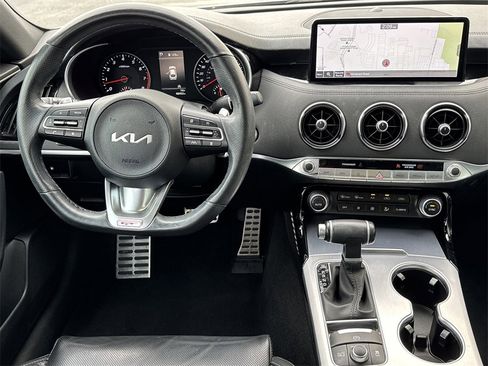 Used 2022 Kia Stinger GT1 image 20