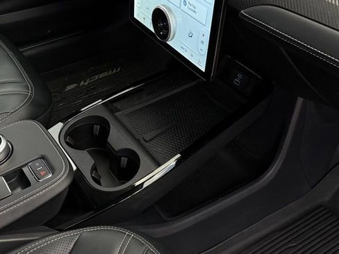 Used 2022 Ford Mustang Mach-E Premium image 32