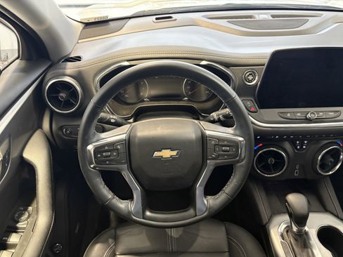 Used 2024 Chevrolet Blazer LT w/ Sound & Technology Package image 11