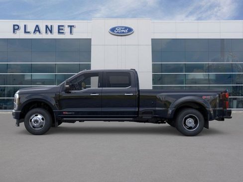 New 2026 Ford F350 Platinum image 3