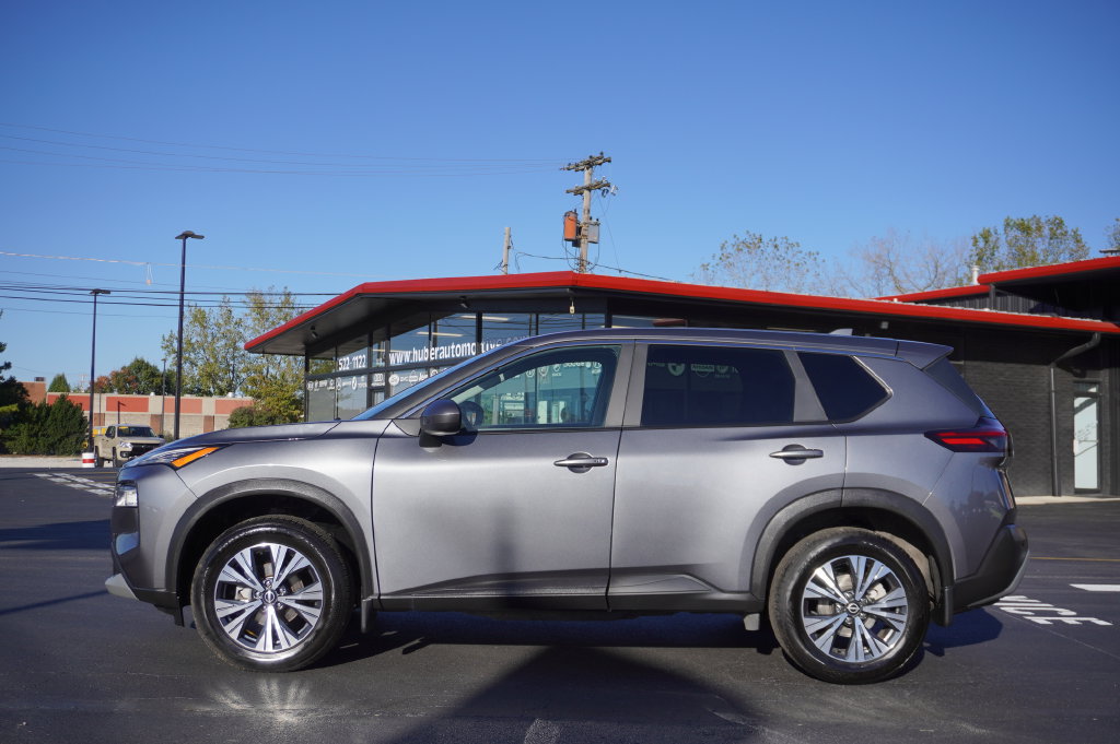 Used 2023 Nissan Rogue SV AWD/4WD image 4