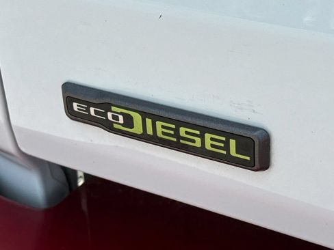 Used 2021 Jeep Gladiator Rubicon AWD/4WD image 12