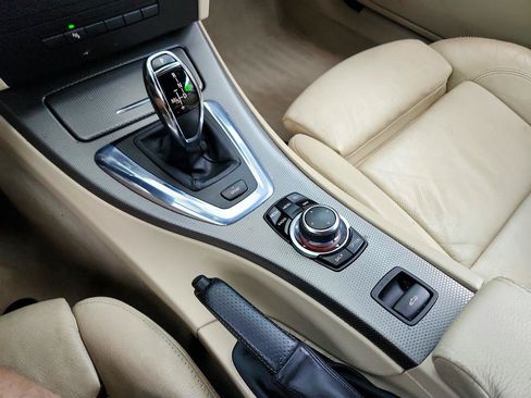 Used 2013 BMW 335is Convertible RWD image 20