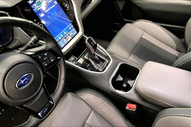 Used 2024 Subaru Outback Onyx Edition AWD/4WD image 17