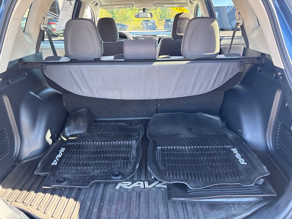 Used 2013 Toyota RAV4 XLE AWD/4WD image 13