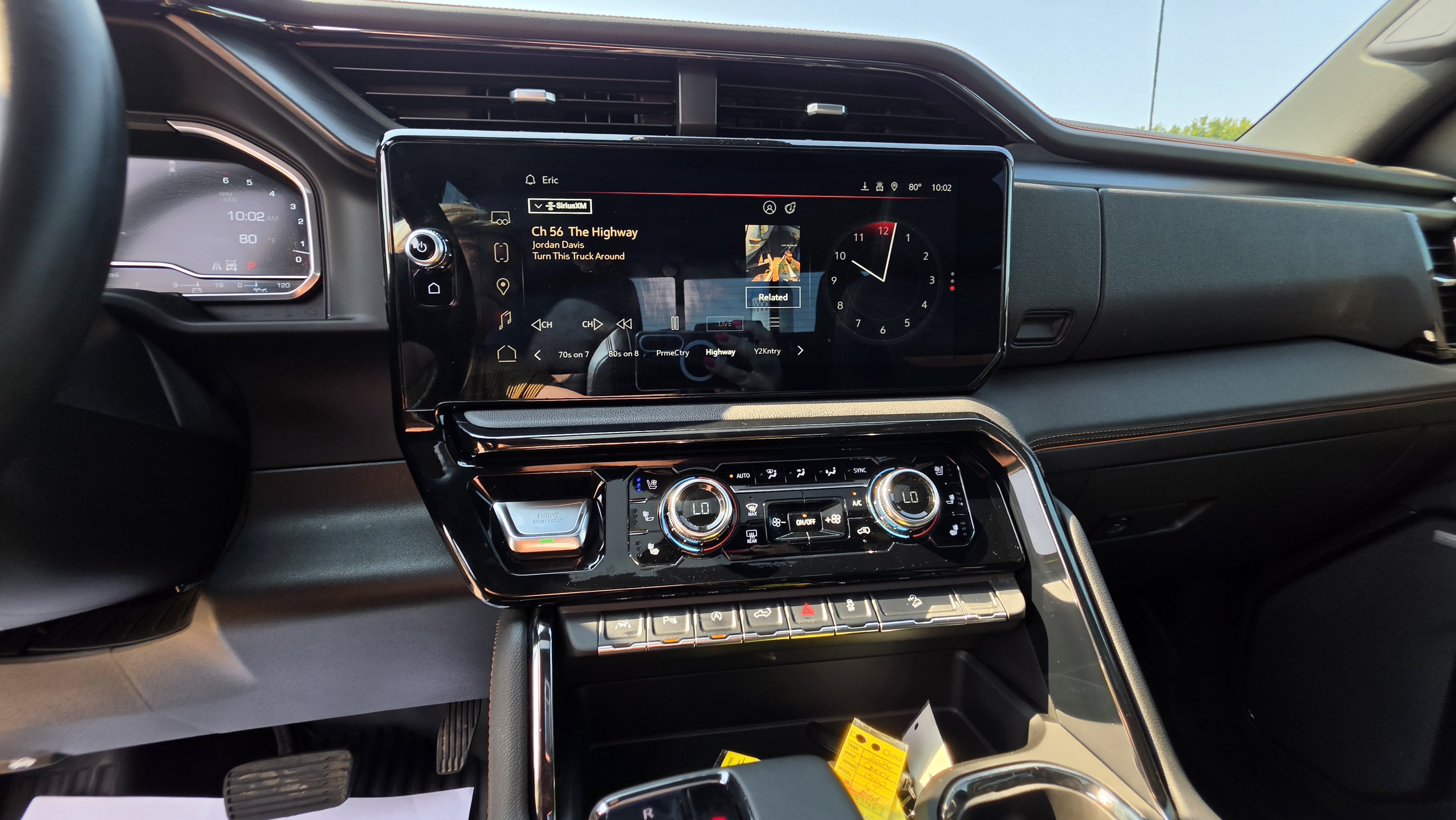 Certified 2023 GMC Sierra 1500 AT4 w/ Technology Package AWD/4WD image 16