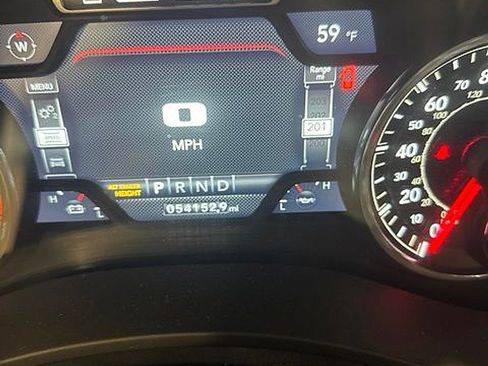 Used 2023 RAM 3500 Laramie AWD/4WD image 3