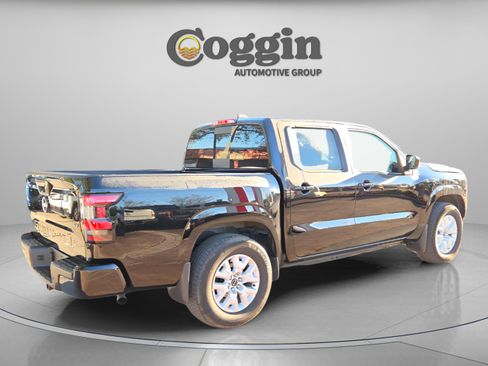 Certified 2024 Nissan Frontier SV w/ SV Convenience Package image 5