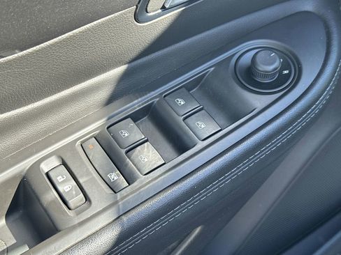 Used 2022 Buick Encore Preferred w/ Safety Package image 15