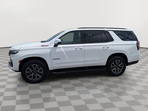 Used 2023 Chevrolet Tahoe Z71 w/ Luxury Package AWD/4WD image 2
