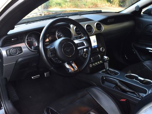 Used 2019 Ford Mustang Premium image 23