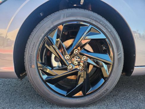 New 2026 Hyundai Elantra Sport image 30