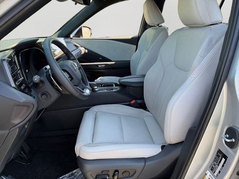 Certified 2026 Lexus TX 350 AWD w/ Technology Package image 17