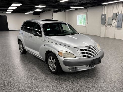 Used 2001 Chrysler PT Cruiser FWD image 1