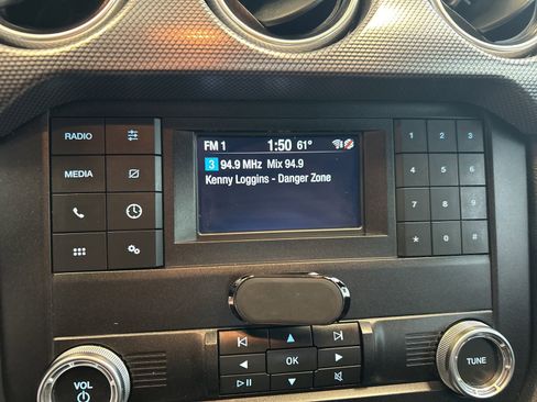 Used 2019 Ford Mustang GT image 23