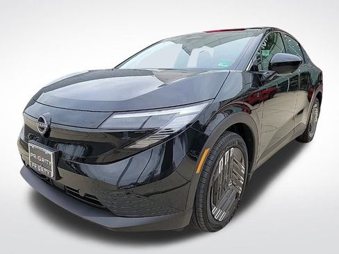 New 2026 Nissan Leaf image 1