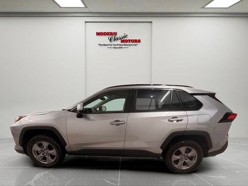 Used 2025 Toyota RAV4 XLE w/ Convenience Package AWD/4WD image 4