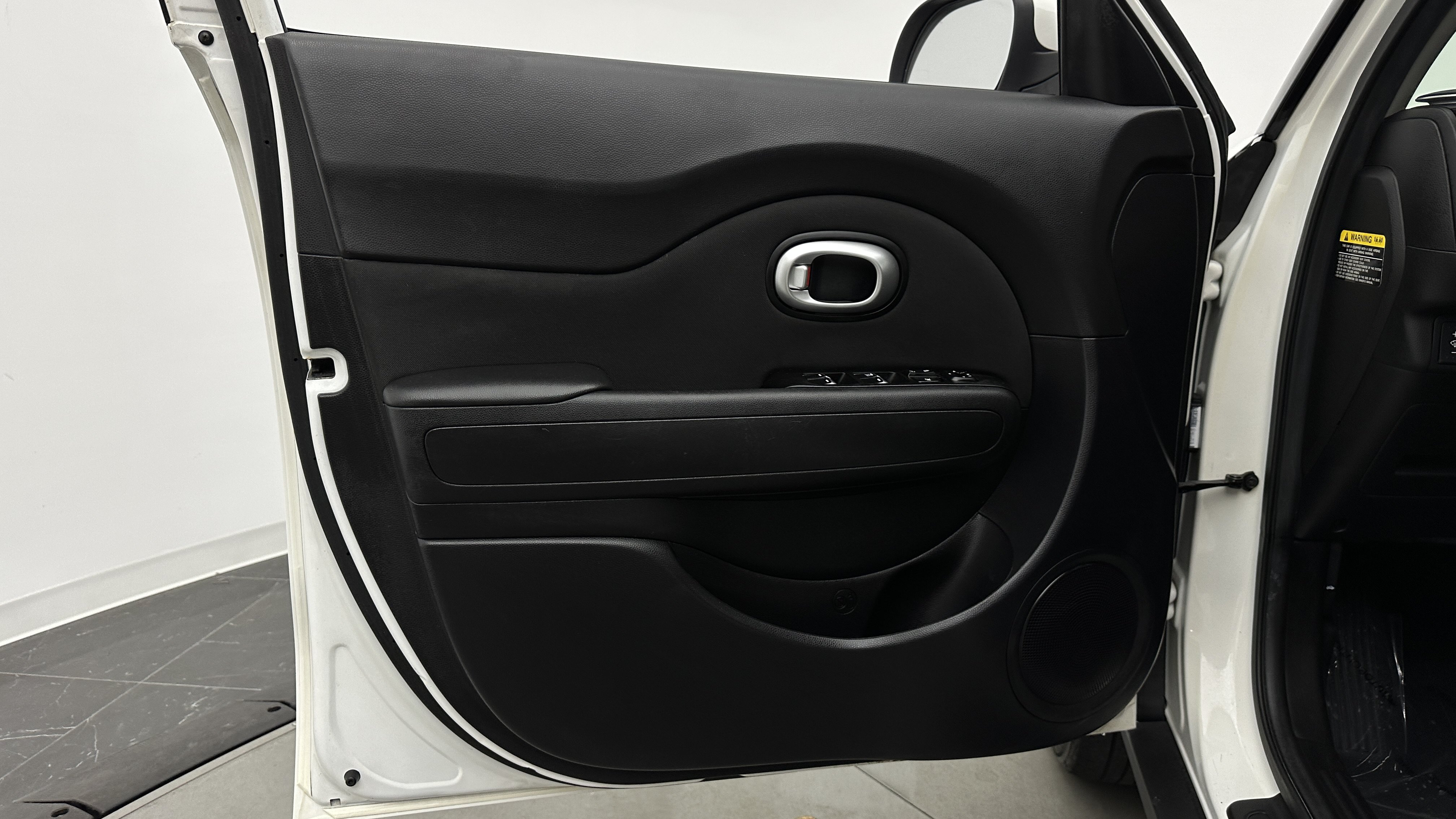 Used 2018 Kia Soul w/ Option Group 020 FWD image 10