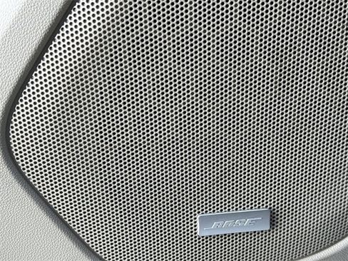 Certified 2017 GMC Acadia Denali w/ Technology Package image 25