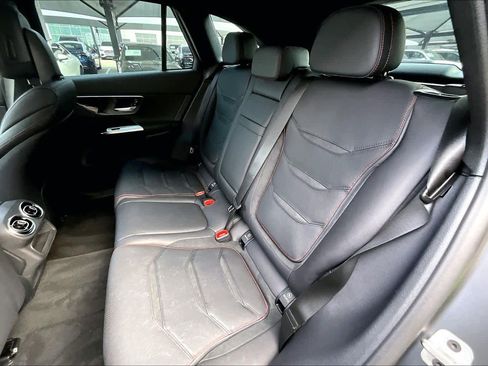 Used 2026 Mercedes-Benz GLC 43 AMG 4MATIC image 21