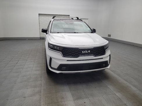 Used 2022 Kia Sorento EX w/ Panoramic Sunroof Package image 14