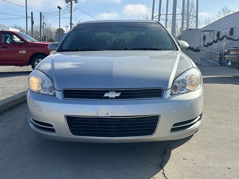 Used 2008 Chevrolet Impala LT w/ Luxury Edition Package image 3