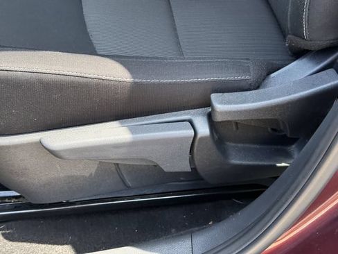 Used 2025 Nissan Sentra SV FWD image 22