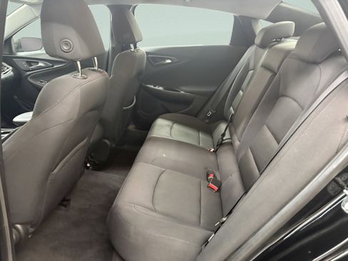 Used 2017 Chevrolet Malibu LS FWD image 12