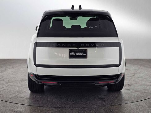 Used 2024 Land Rover Range Rover SE AWD/4WD image 4